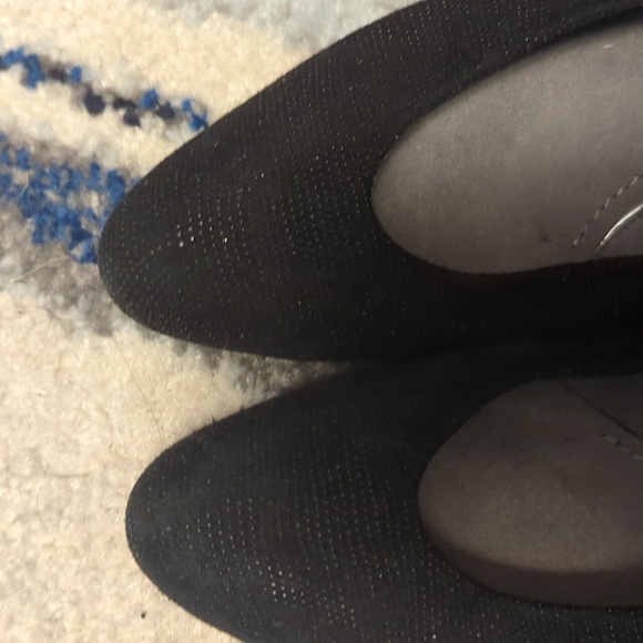 Stuart Weitzman textured Napa leather block heels - Picture 5 of 11